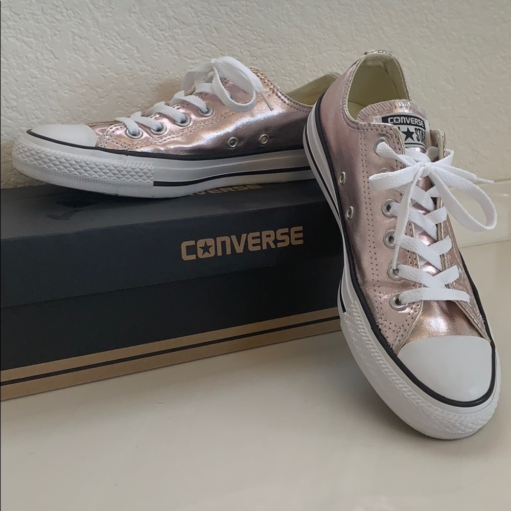 CONVERSE Chuck Taylor All Star Sneakers -- Size 8